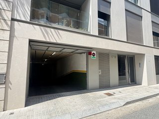 Garaje en alquiler en Centre en Sabadell