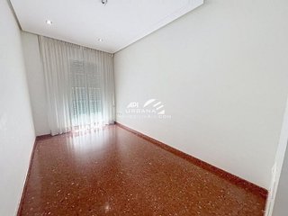 Piso en venta en Lucena