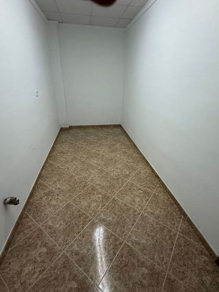 Nave industrial en alquiler en Manuel