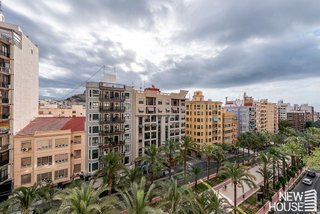 Piso en alquiler en Ensanche - Diputación en Alicante