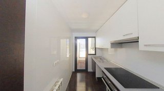 Piso en venta en San Fermín en Madrid