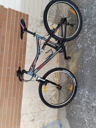 MTB Rockrider Raptor(26)×2.10.(Talla L)