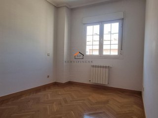 Piso en alquiler en Legazpi en Madrid