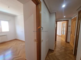 Piso en alquiler en Legazpi en Madrid