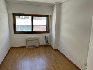 Piso en alquiler en Recoletos en Madrid