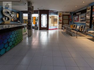 Local comercial en venta en Centre en Sant Boi de Llobregat