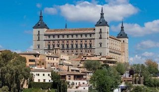 Casa adosada en venta en Mascaraque