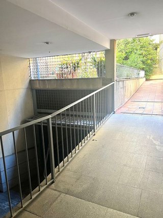 Dúplex en alquiler en Valdeacederas en Madrid