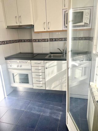 Dúplex en alquiler en Valdeacederas en Madrid