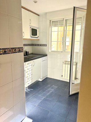 Dúplex en alquiler en Valdeacederas en Madrid