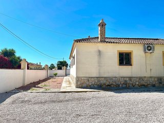Chalet en venta en Crevillent