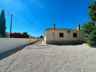 Chalet en venta en Crevillent