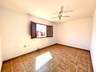 Chalet en venta en Crevillent