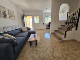 Chalet en venta en  El Acequión - Los Naúfragos en Torrevieja