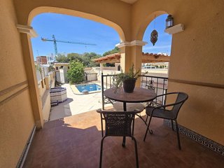 Chalet en venta en  El Acequión - Los Naúfragos en Torrevieja