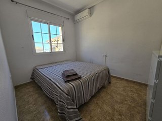 Chalet en venta en  El Acequión - Los Naúfragos en Torrevieja