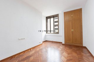 Piso en alquiler en Exposició en Valencia