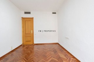Piso en alquiler en Exposició en Valencia