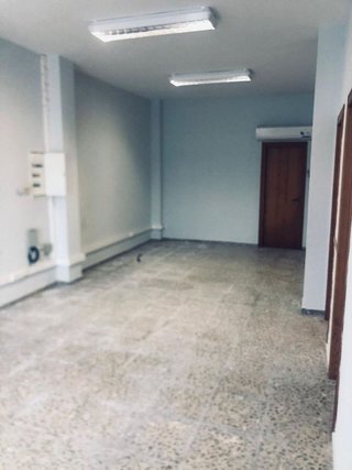 Local comercial en alquiler en Deltebre