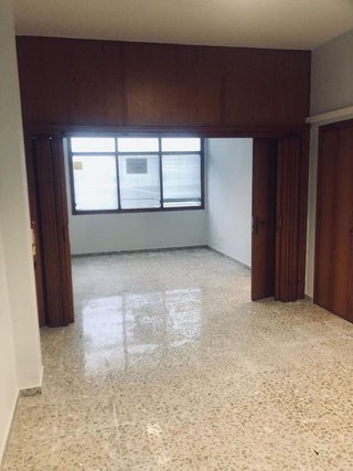 Local comercial en alquiler en Deltebre