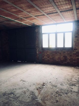 Local comercial en alquiler en Deltebre