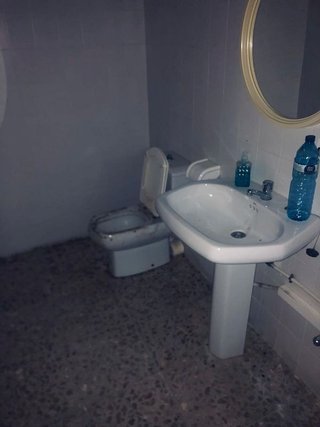 Local comercial en alquiler en Deltebre