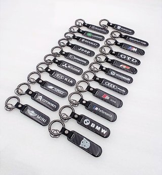 LLAVERO DE CARBONO TOYOTA TRD REGALO