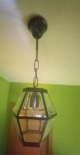 Farol colgante de metal y cristal