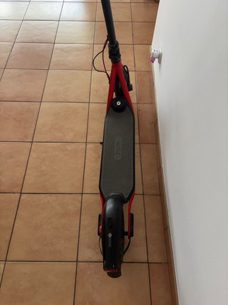 Patinete Eléctrico Ninebot Rojo