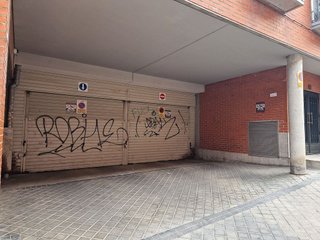 Garaje en venta en Almenara en Madrid