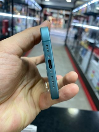 iPhone 16 128GB Verde