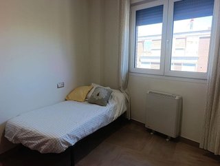 Piso en alquiler en Santa Rosa - Valdeolleros en Córdoba