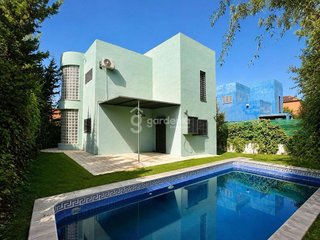 Chalet en venta en Espartinas