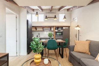 Piso en alquiler en Pacífico en Madrid