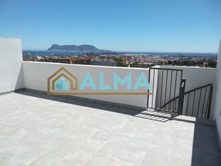 Ático en alquiler en Bajadilla - Fuente Nueva en Algeciras
