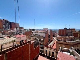 Piso en venta en Can Baró en Barcelona