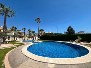 Casa en venta en Playa Flamenca - Punta Prima en Orihuela