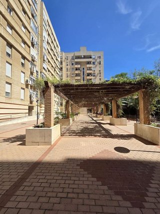 Piso en alquiler en La Buhaira en Sevilla