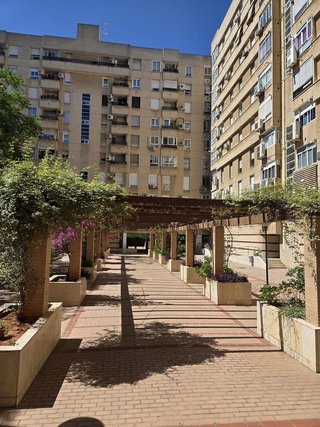 Piso en alquiler en La Buhaira en Sevilla