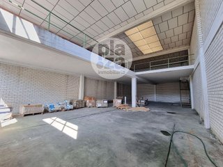 Local comercial en alquiler en Polígono Industrial Gamonal - Ventilla en Burgos