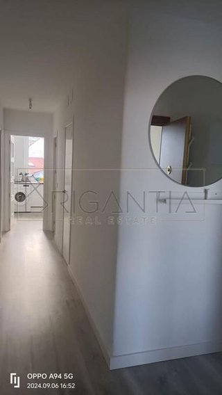 Piso en alquiler en Os Mallos - San Cristóbal en Coruña (A)