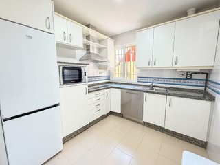 Piso en alquiler en Huerta del Pilar en Sevilla