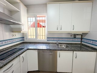 Piso en alquiler en Huerta del Pilar en Sevilla