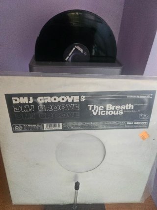 DMJ Groove – The Breath / Vicious Es como la coca.