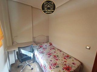 Piso en alquiler en Peñamefecit - Avda Barcelona en Jaén