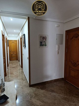 Piso en alquiler en Peñamefecit - Avda Barcelona en Jaén