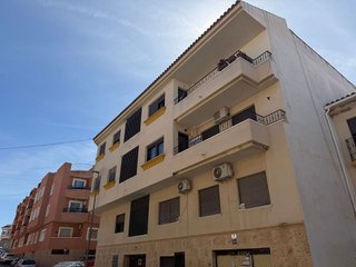 Piso en venta en San Miguel de Salinas