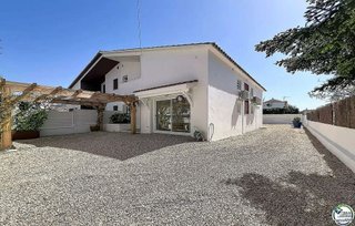 Chalet en venta en Empuriabrava en Castelló d´Empúries