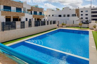 Casa adosada en venta en Campos de Golf - Villa Martin - Los Dolses en Orihuela