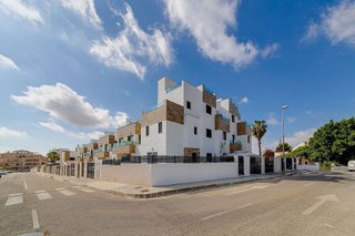 Casa adosada en venta en Campos de Golf - Villa Martin - Los Dolses en Orihuela